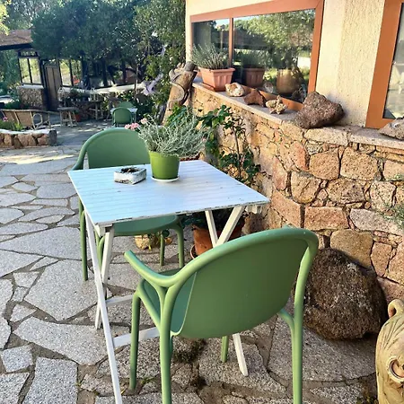 Nuraghe Tuttusoni 아글리엔투