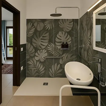 Nuraghe Tuttusoni Farm stay *