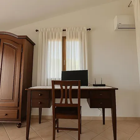 Nuraghe Tuttusoni Farm stay *