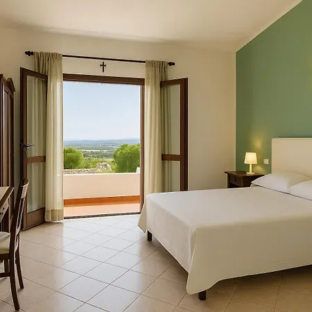 Nuraghe Tuttusoni * Aglientu