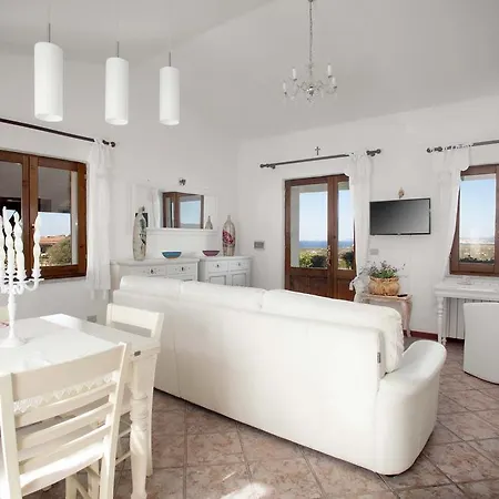 Nuraghe Tuttusoni Farm stay *